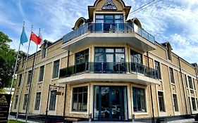 Alpha Plaza Hotel & Spa